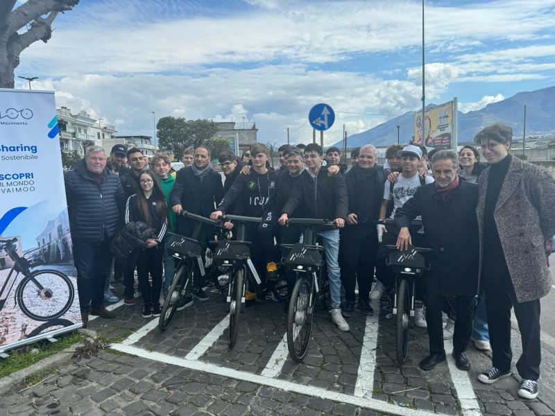 Campania, presentato a Pompei e Scafati il progetto di Sharing Mobility 2 Bike sharing EAV Vaimoo Scafati