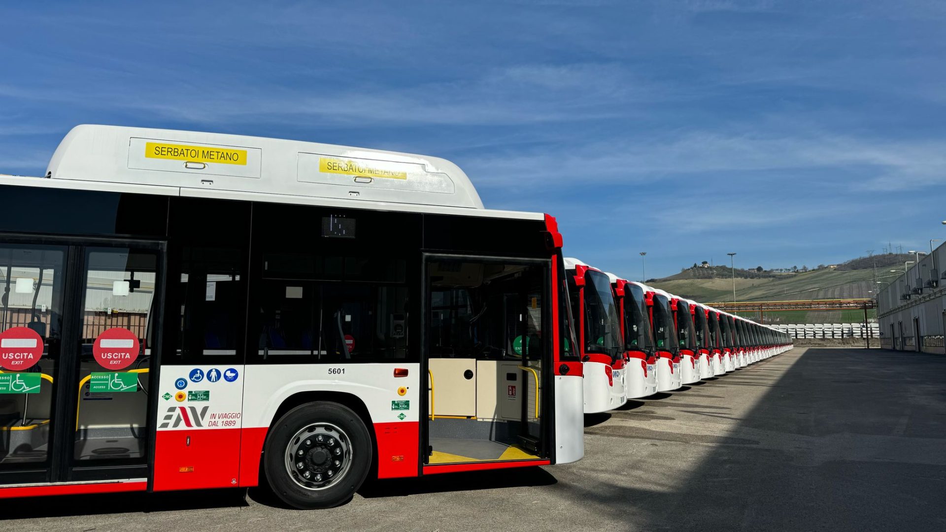 EAV Consegna autobus nuovi