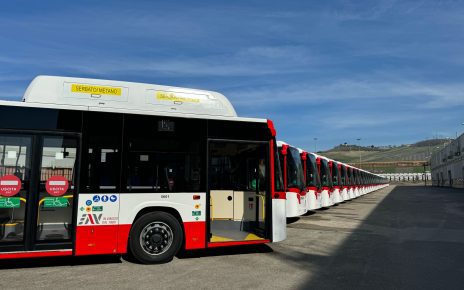 EAV Consegna autobus nuovi