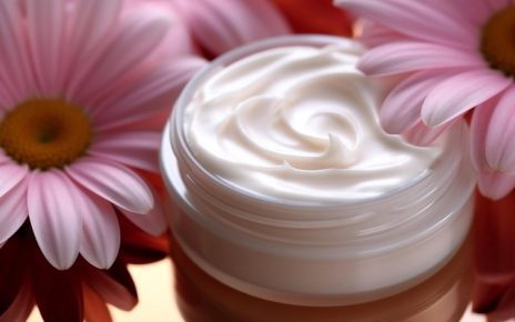 La crema viso perfetta per una pelle radiosa e idratata 4 crema