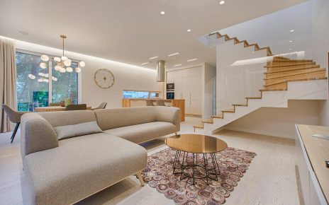 Rivoluziona la tua casa: le tendenze 2025 per interni progettati con stile 3 main 20250211235617 pexels photo 1571460.jpeg