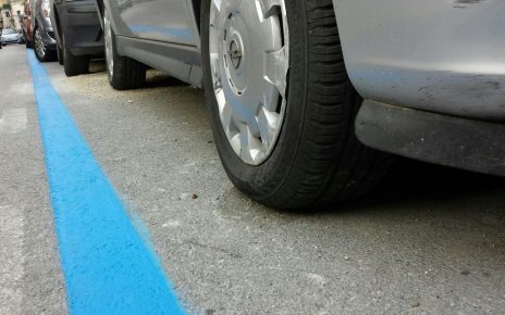 Cava de' Tirreni, la sosta sulle strisce blu si paga con l'app "Telepass" 4 parcheggi strisce blu