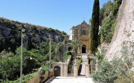 In Sicilia a piedi lungo il Cammino di San Corrado: un'immersione totale nei luoghi e nei sentieri familiari del Santo 6 santuario san corrado