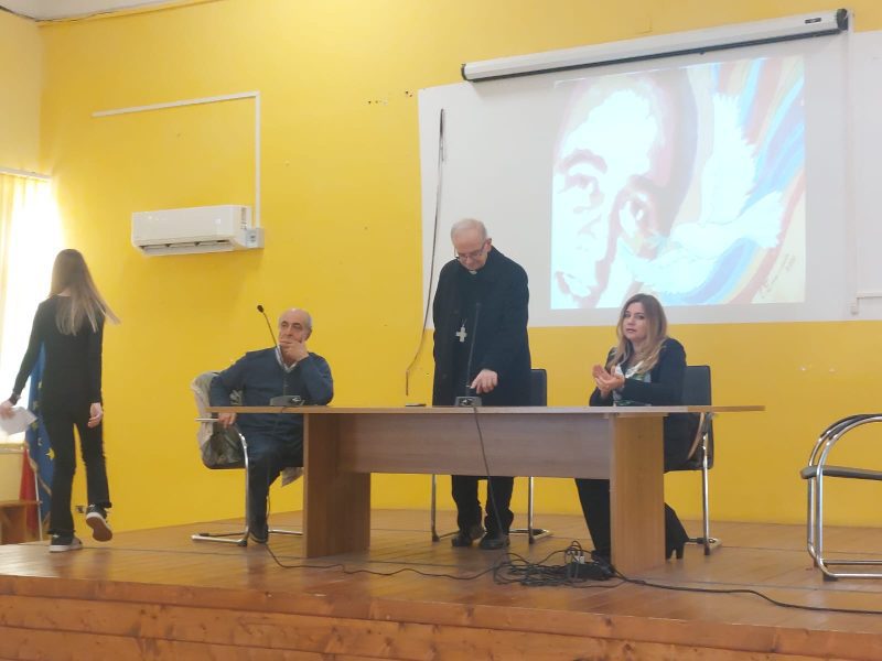 Vescovo Spinillo al Don Diana 2