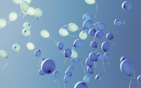 Napoli si tinge di blu per l’autismo: flash mob nazionale con la Cooperativa Sociale Aurora 6 pallincini