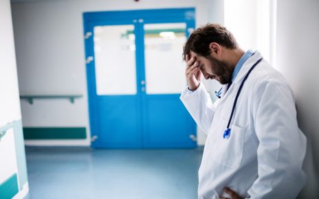 Campania aggressioni medici. Ficco (Saues): "CTO modello organizzativo ma serve riforma sistema territorio-ospedale" 5 shutterstock 486038512 1200x800 1