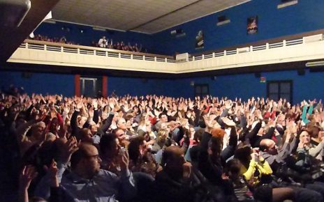 Portici, Alberico Lombardi emoziona il pubblico del Teatro Roma con lo spettacolo "Il mio viaggio" 6 327049627 1858731161153913 1444651363957845673 n