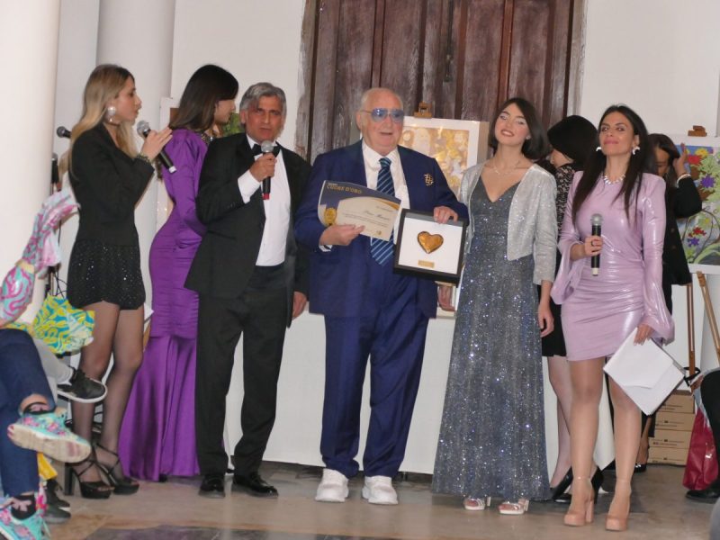 Napoli, boom di presenze al "Party del Sorriso": i ragazzi speciali protagonisti della Pasqua Sociale festeggiano il compleanno di Angelo Iannelli 3 491969858 1092087472961846 2464727847310150123 n scaled