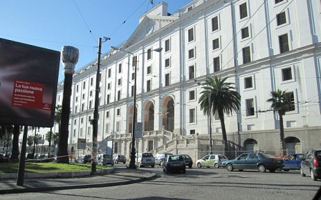 Università e Napoli 2500, il Premio Pranzo di Comunità al Real Albergo dei Poveri 3 800px Napoli Albergo dei poveri