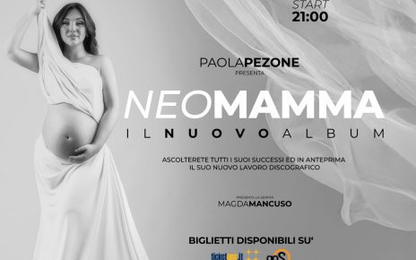“Neomamma”, Paola Pezone al teatro Totò: super serata con l’anteprima del suo nuovo lavoro discografico 7 IMG 20250422 WA0027