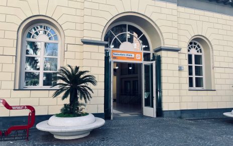 Napoli via Cimarosa stazione superiore della funicolare di Chiaia