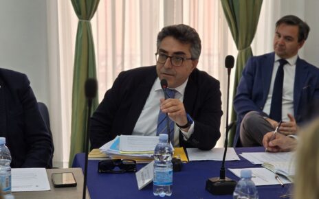 Torre Annunziata, approvato in giunta il consuntivo 2024. Cuccurullo: "Conti in ordine" 4 WhatsApp Image 2025 04 30 at 14.41.04