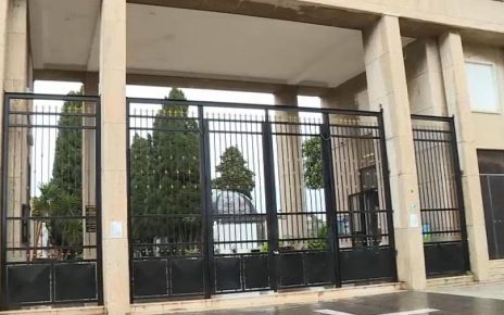 Funivia del Faito, oggi le autopsie sulle vittime. Novanta giorni per la perizia tecnica 4 cimiterocastellammare