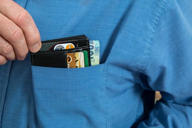 wallet 2668502 640