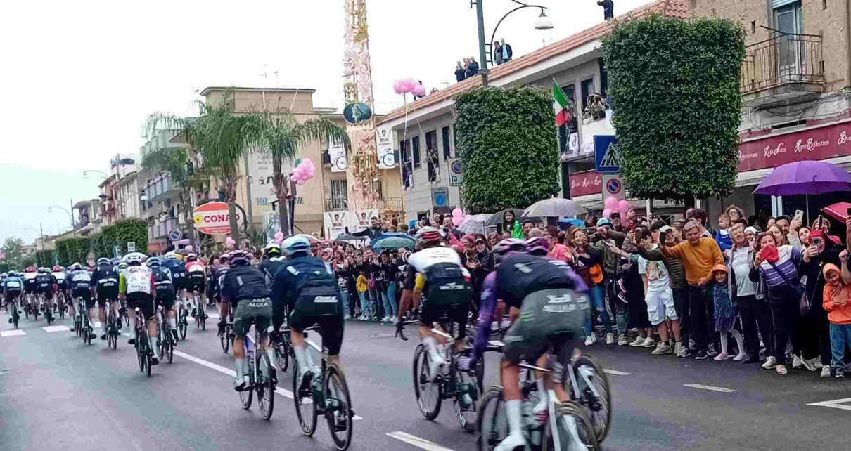 1. Giro dItalia Transito su Brusciano 15.5.2025