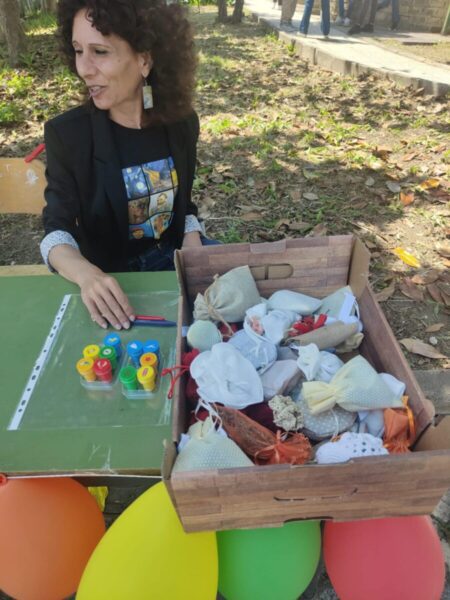 Marigliano, Festa di Primavera alla Pacinotti con il laboratorio di comunità 9 17e36af6 f627 42d6 8627 b33cb858510d scaled