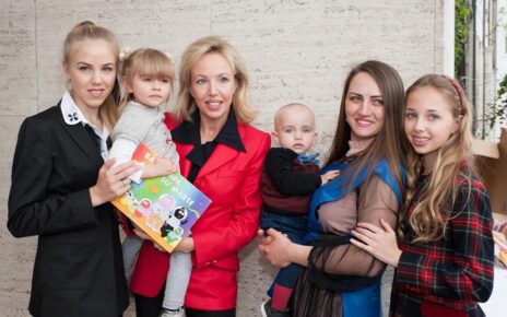 Calvanico, torna la seconda edizione del Premio Nazionale "Mamme...Donne" 4 camilla di borbone