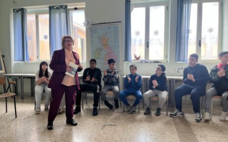 Casamarciano, All’Istituto "Padre Arturo D’Onofrio" la cultura diventa esperienza: gli studenti incontrano Adelina Mauro 7 d6c142b3 4434 4682 9e91 fc6736f843a2