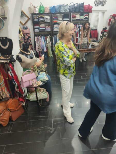 La Fenice di Luisa Lombardi: moda, donne e rinascita a Marigliano 9 1e7f0002 a602 4ce8 8767 85bf16cf09a9 scaled