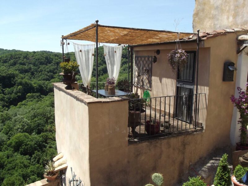 Alla scoperta degli antichi Borghi caratteristici della Tuscia 3 Calcata 1 scaled