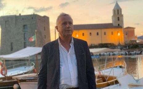 Falesia cancellata con il tritolo, Fondazione Vassallo: "Parte il processo: si faccia giustizia" 3 Dario Vassallo 1