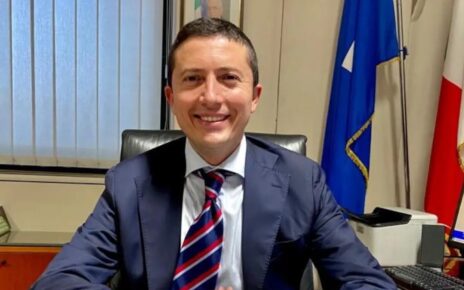 Castellammare di Stabia, aggressione Vigili del Fuoco. Mensorio condanna: "Vicino a donne e uomini che affrontano pericolo con senso del dovere" 4 On. Giovanni Mensoriomod