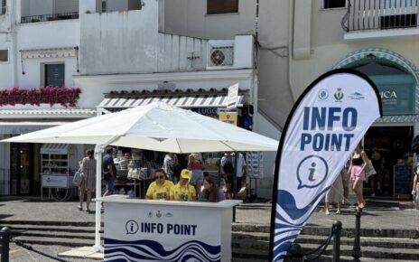 Nuove misure per l'accoglienza a Capri, accesso prioritario alla funicolare per gli ospiti degli hotel e nuovi servizi di informazione turistica 4 accoglienzacapri