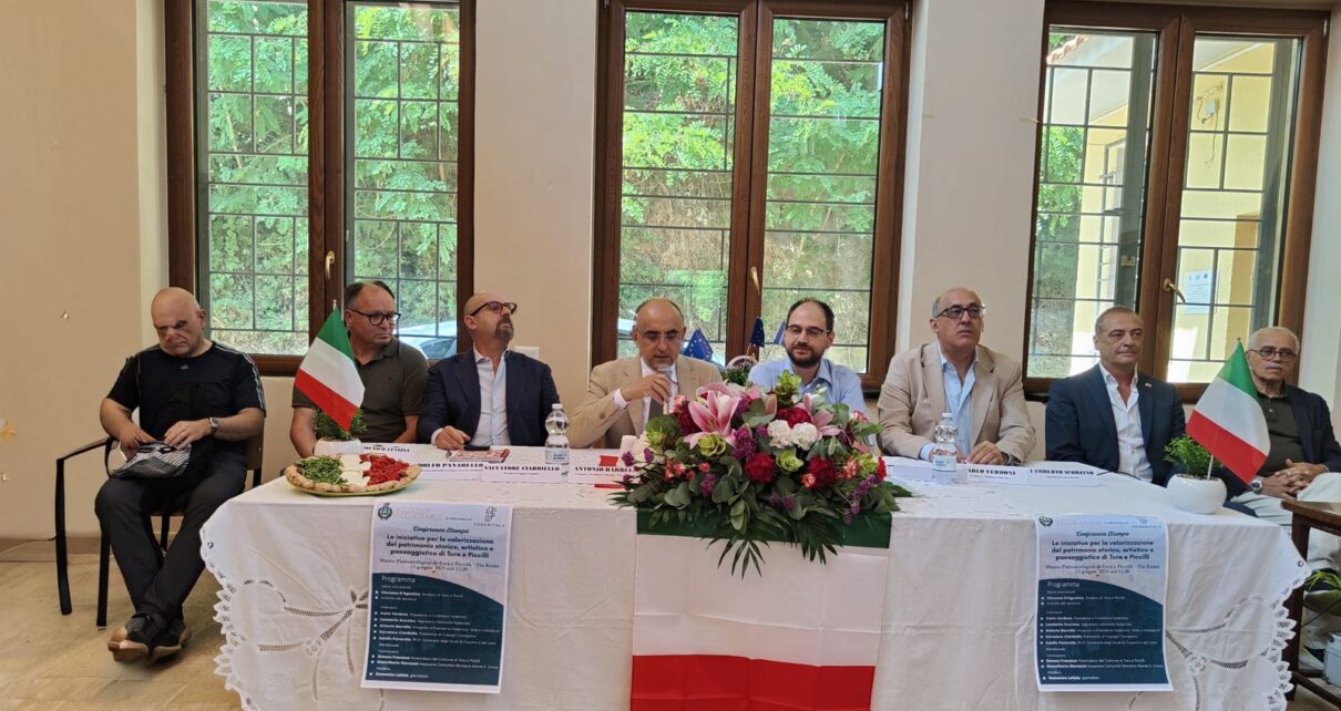 foto comunicato stampa