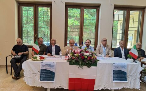 Tora e Piccilli punta al rilancio turistico con Federitaly: focus sulle "Ciampate del Diavolo" e il Made in Italy 4 foto comunicato stampa