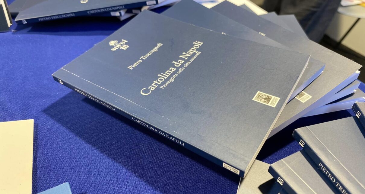 foto libro Cartolina da Napoli