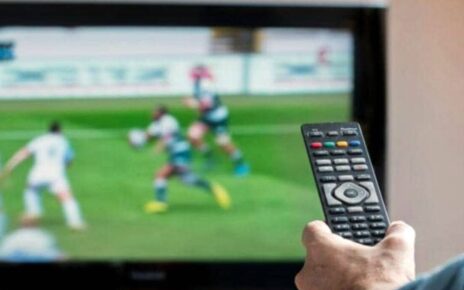 Maxi-operazione anti-pirateria a Napoli: condanne ai gestori di “Italia Tv” e sanzioni per oltre 6.000 utenti 2 partite pezzottomod