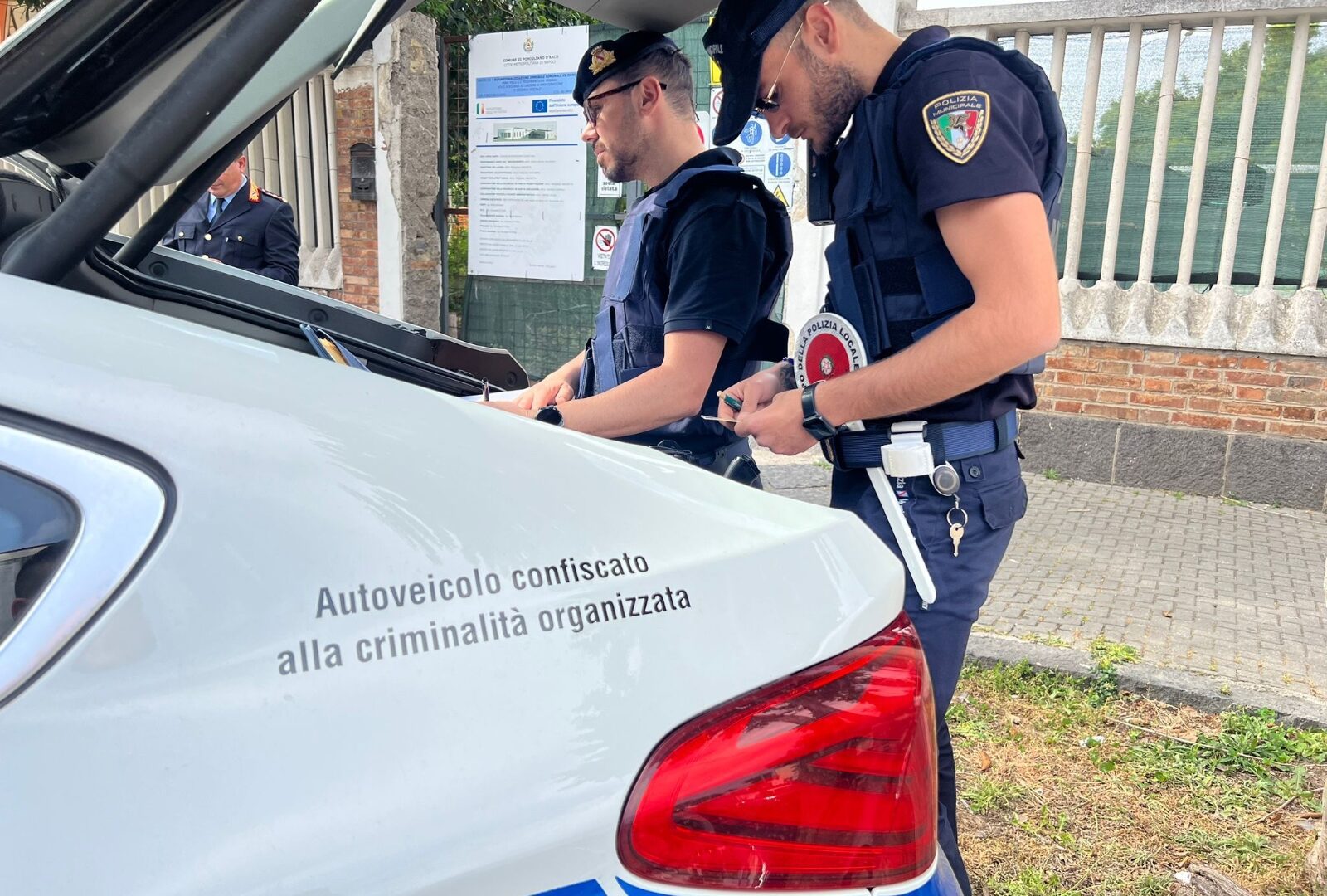polizialocale pomigliano