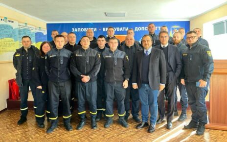 team Campus con ufficiali ucraini
