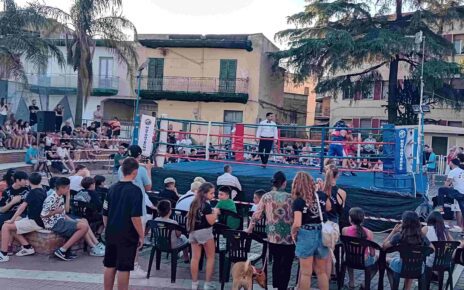 Brusciano, "Pugilato in Piazza" promosso da Minotaur Boxe 3 1. Pugilato in Piazza Promosso da Minotar Boxe Bruscianomod