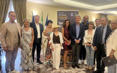 Altro Conferenza stampa Premio Oplonti