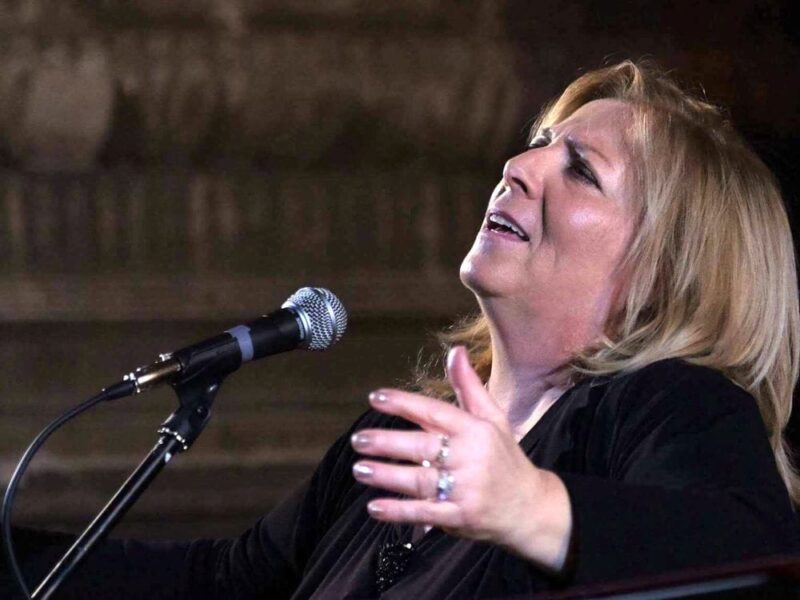 Antonella Morea low