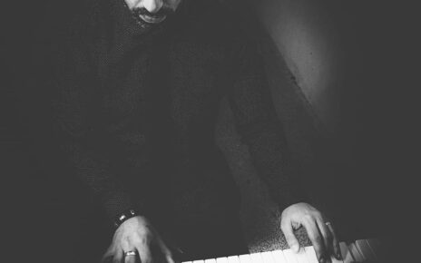 Albanella, Pianoforte tra le vigne: Antonio De Caro incanta con note d'autore e atmosfere intime 3 Antonio De Caro