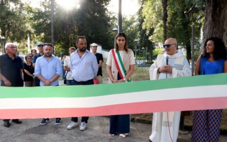Baronissi, inaugurata la prima casetta del Book Crossing nella Villa Comunale 5 Baronissi Libri4mod