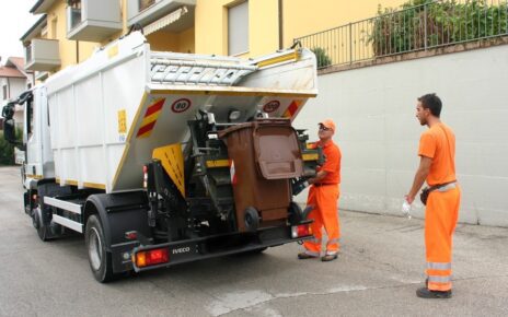 Raccolta differenziata riparte il calendario estivo 58e648e37ba9f1