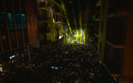 Pomigliano d'Arco, successo travolgente per SUGO Again: migliaia in strada per il concerto di Finizio 4 Screenshot 2025 07 07 alle 08.47.47