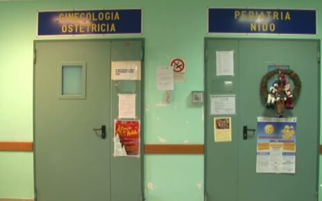 Campania, chiusura del punto nascita di Sapri. Cammarano (M5S): "Atto irresponsabile da parte del Governo Meloni” 3 astetricia1