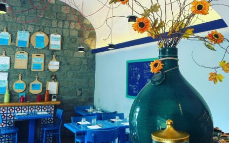 Positano, sempre più "colorata" l'Estate de "Il Grottino Azzurro" 7 foto 1 il grottino azzurro