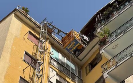 Napoli, tragedia sul lavoro: tre operai morti precipitando da un montacarichi 3 incidente lavoro napoli