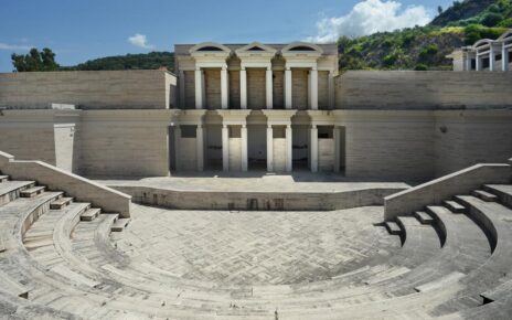 VeliaTeatro al Parco Archeologico di Elea-Velia 8 velia teatro vestival ascea salerno arena Zenone slider