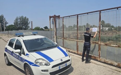 Cercola, la Polizia Municipale sequestra un fondo per smaltimento illecito di rifiuti 5 IMG 3028