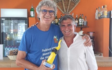 Lecce, l'ex campione d'Italia Raimondo Marino riceve il Premio Ambasciatore del Sorriso 7 raimondomarino
