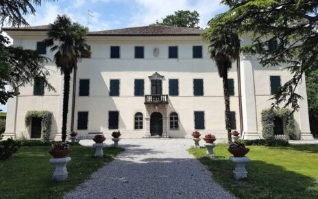 Tapogliano, a Villa Pace appuntamento con “Salvarsi con il verde” 3 05 20170607 114925 interno con colombe 2 156450 168379733225107