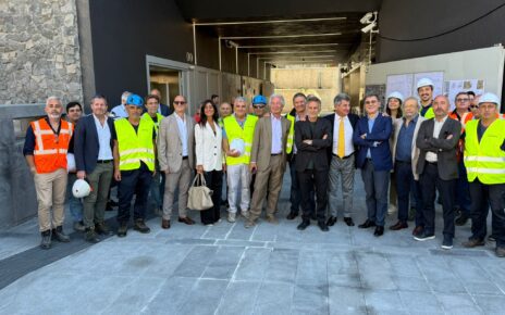 Castellammare di Stabia, inaugurato il nuovo parcheggio della stazione Stabia Scavi e visita al cantiere della futura stazione 8 15 settembre inaugurazione parcheggio Stabia Savi 1