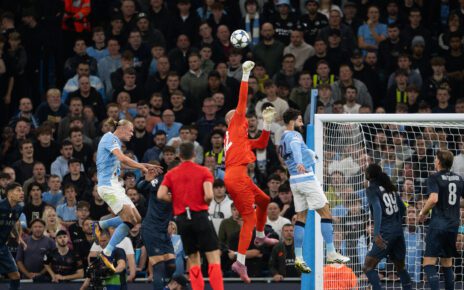 Champions, il City piega il Napoli 2-0: azzurri in dieci per tre quarti di gara 5 City Napoli WP 10