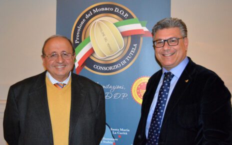 Campania, De Simone e Peretti: "Nuova intesa sul prezzo del latte per il Provolone del Monaco Dop" 5 De Simone e Peretti